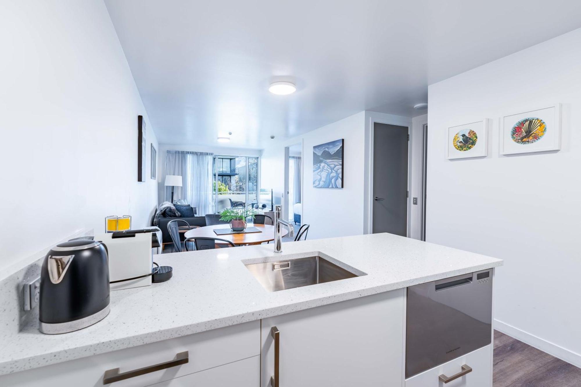 Central Apartment 111 Wanaka Exterior photo